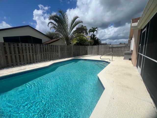 21023 Rustlewood Avenue, Boca Raton, FL 33428