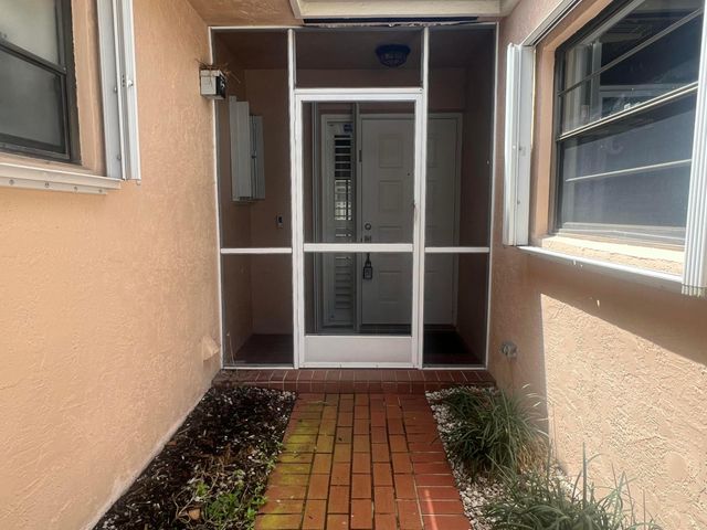 21023 Rustlewood Avenue, Boca Raton, FL 33428