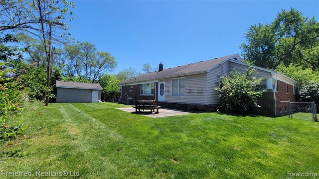 860 Palmer Street, Plymouth, MI 48170