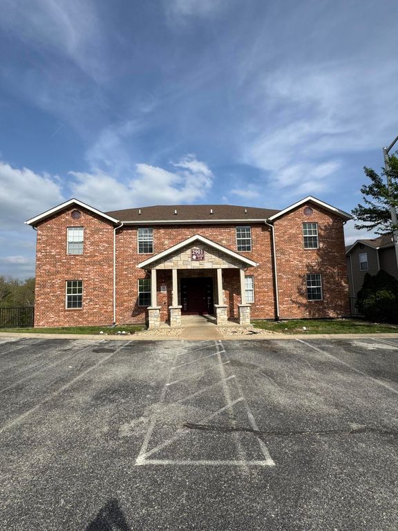 2901 Vineyards Parkway, 1-3, Branson, MO 65616