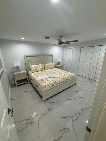 2212 Club House Road, North Fort Myers, FL 33917