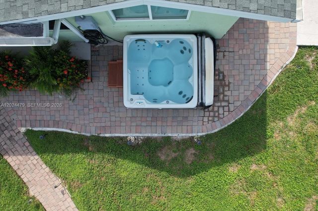 2212 Club House Road, North Fort Myers, FL 33917