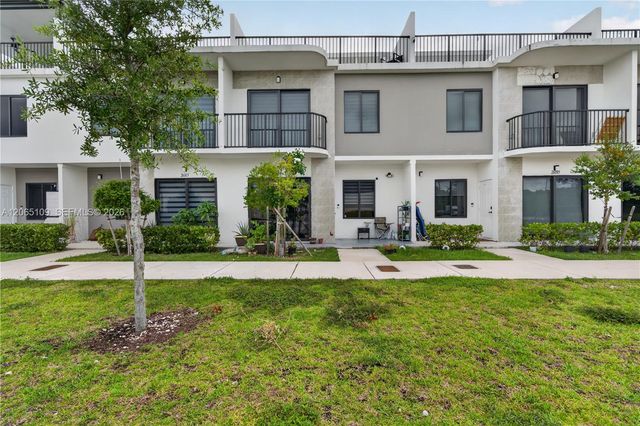 26175 SW 145th Ct, Homestead, FL 33032