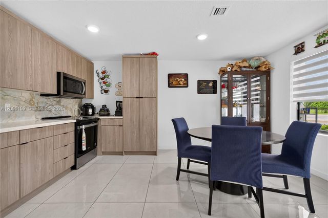 26175 SW 145th Ct, Homestead, FL 33032