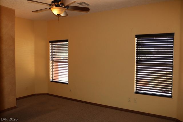 8152 Eagledancer Avenue, Las Vegas, NV 89129