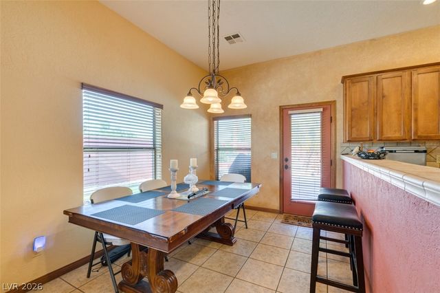 8152 Eagledancer Avenue, Las Vegas, NV 89129
