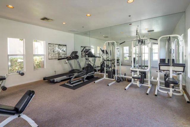 10810 Sabre Hill Dr. 175, San Diego, CA 92128