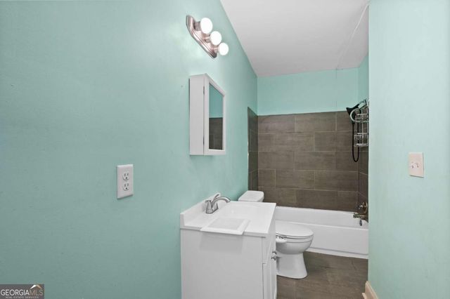 1124 Graymont Drive SW, Atlanta, GA 30310