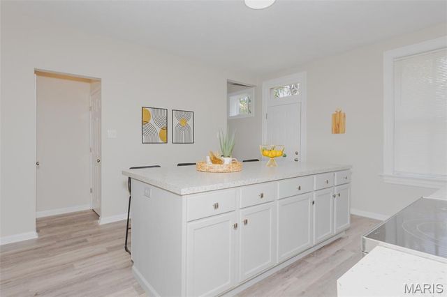 5418 Virginia Avenue, St Louis, MO 63111