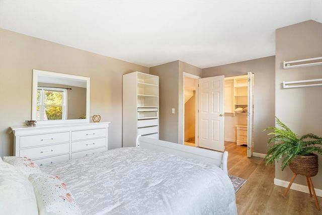 12 Maple Ridge Dr 12, Burlington, MA 01803