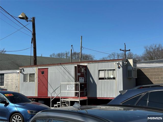 24-28B Maple Avenue, Fair Lawn, NJ 07410