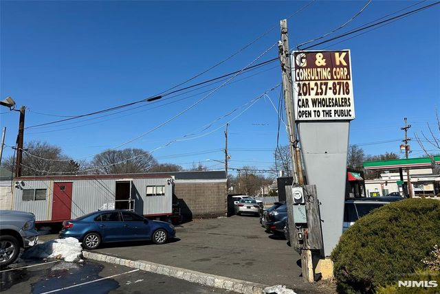 24-28B Maple Avenue, Fair Lawn, NJ 07410