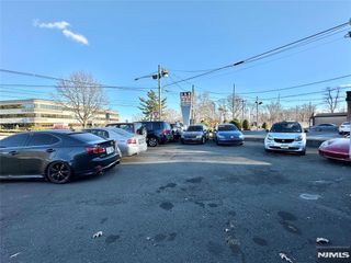 24-28B Maple Avenue, Fair Lawn, NJ 07410