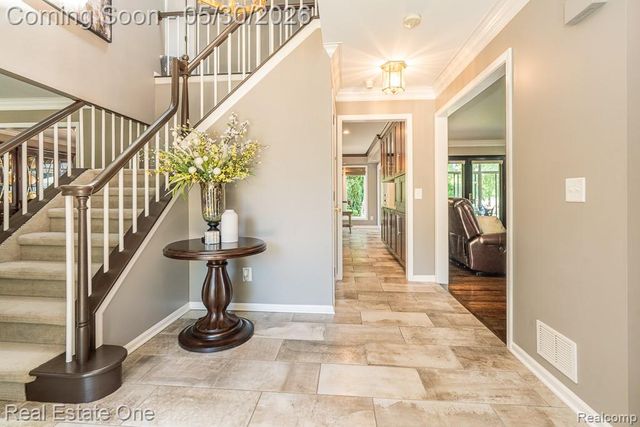 44105 Dunham Court, Clinton Charter Township, MI 48038