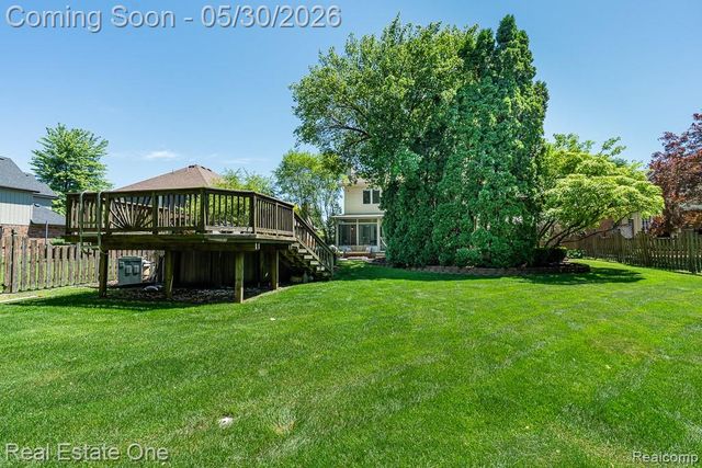 44105 Dunham Court, Clinton Charter Township, MI 48038