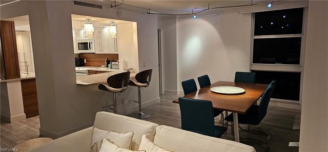 10691 Gulf Shore DR E # 1101, Naples, FL 34108