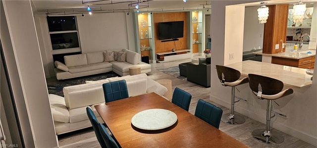 10691 Gulf Shore DR E # 1101, Naples, FL 34108