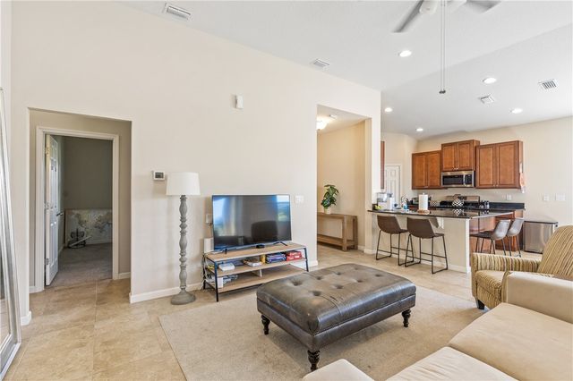 1340 Caddy Court, Vero Beach, FL 32966