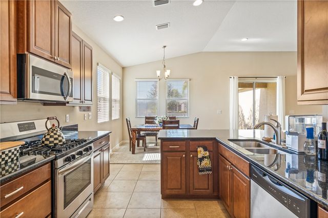 1340 Caddy Court, Vero Beach, FL 32966