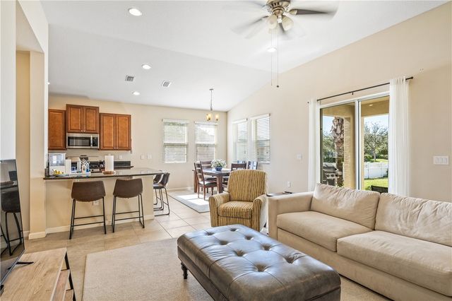 1340 Caddy Court, Vero Beach, FL 32966