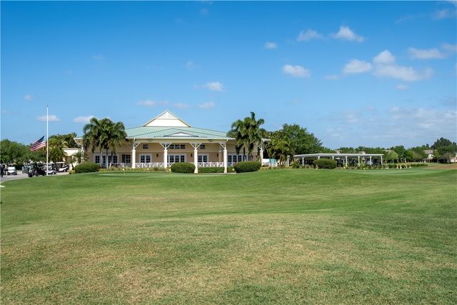 1340 Caddy Court, Vero Beach, FL 32966