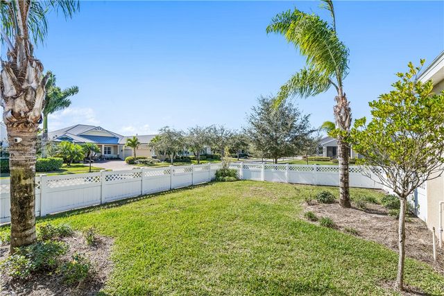 1340 Caddy Court, Vero Beach, FL 32966