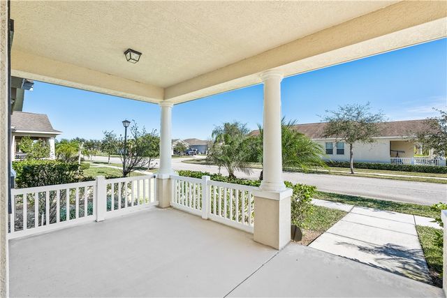 1340 Caddy Court, Vero Beach, FL 32966