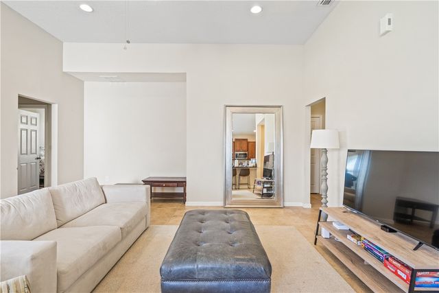 1340 Caddy Court, Vero Beach, FL 32966