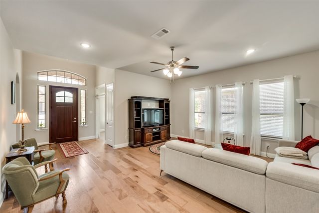 1524 Sonnet Drive, Heath, TX 75126