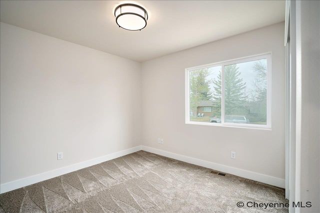 3221 BEVANS ST, Cheyenne, WY 82001