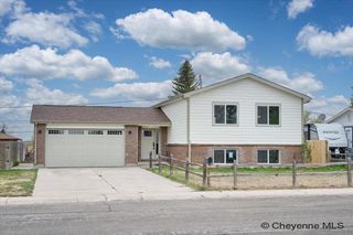 3221 BEVANS ST, Cheyenne, WY 82001