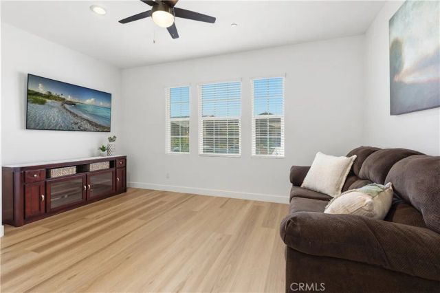 34727 Ribbon Grass Way, Murrieta, CA 92563