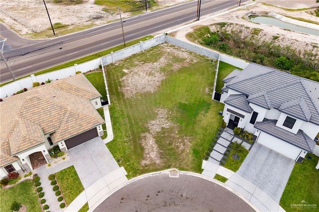 2809 W Duke Drive, Edinburg, TX 78539