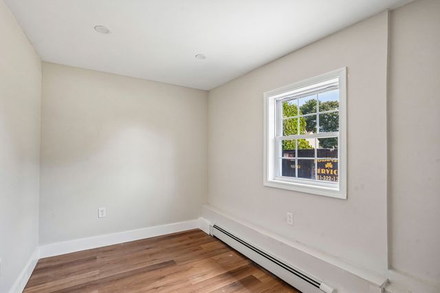 7 Nirvana Dr, Saugus, MA 01906