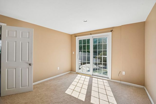 7 Nirvana Dr, Saugus, MA 01906