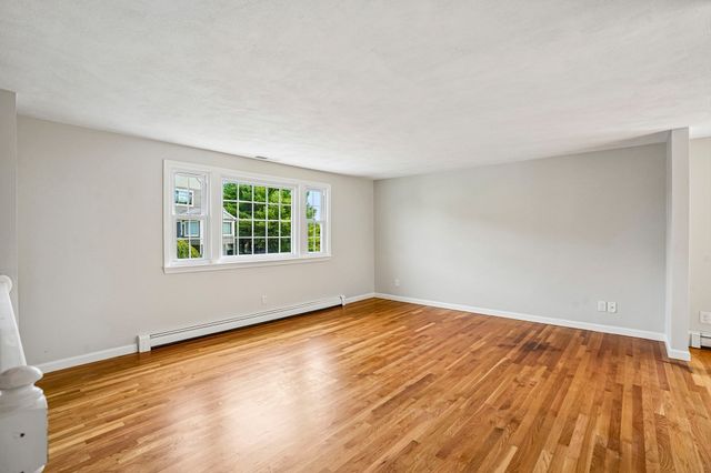 7 Nirvana Dr, Saugus, MA 01906