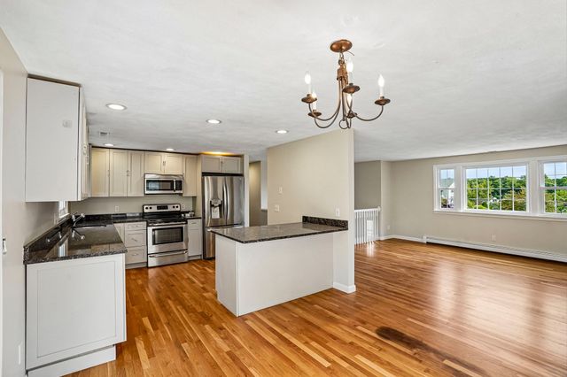 7 Nirvana Dr, Saugus, MA 01906