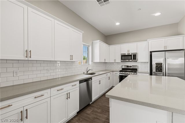 2405 Copperbelt Street, Las Vegas, NV 89030