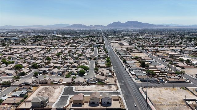 2405 Copperbelt Street, Las Vegas, NV 89030
