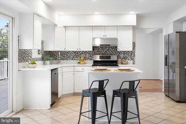 7921 VERNON AVE, Baltimore, MD 21236