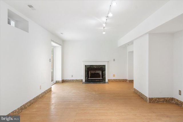 7921 VERNON AVE, Baltimore, MD 21236