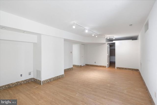 7921 VERNON AVE, Baltimore, MD 21236