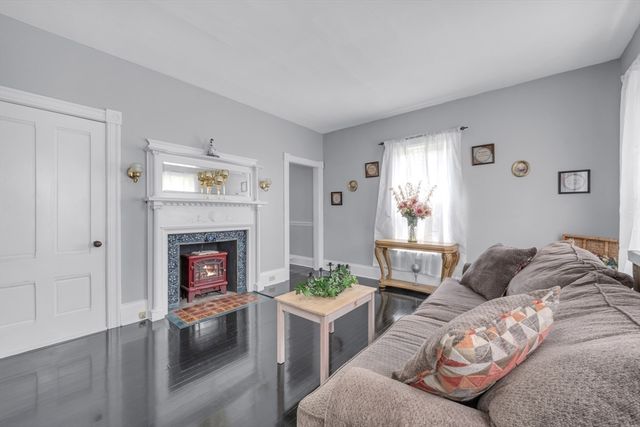 21 Orchard St, Southbridge, MA 01550