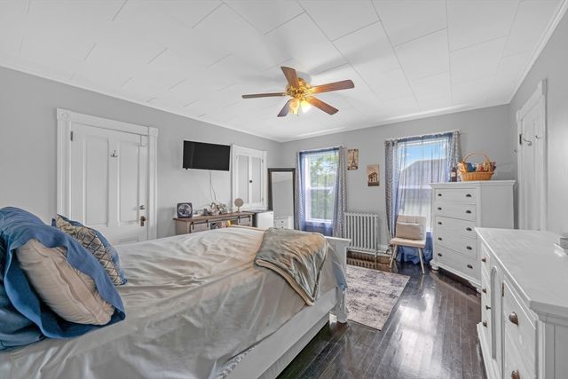 21 Orchard St, Southbridge, MA 01550