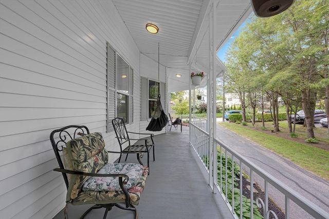 21 Orchard St, Southbridge, MA 01550
