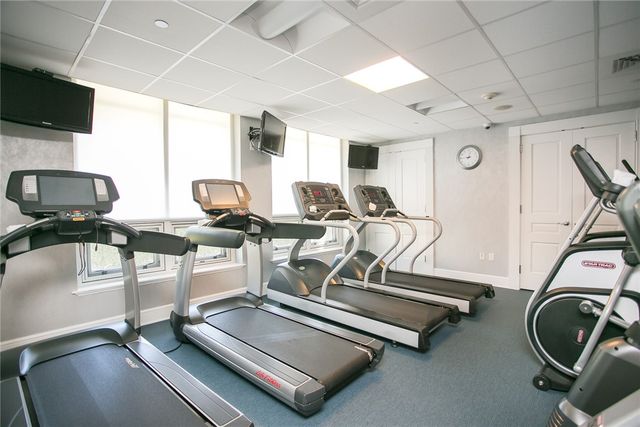 1 Tower Drive 1802, Portsmouth, RI 02871