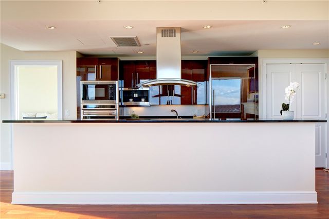 1 Tower Drive 1802, Portsmouth, RI 02871
