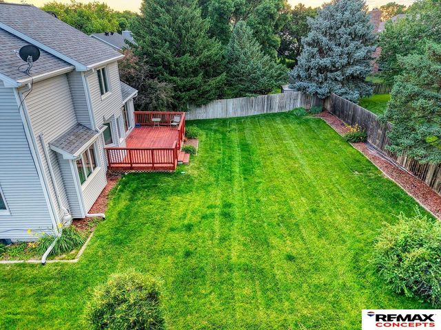 7432 Grand Oaks Drive, Lincoln, NE 68516
