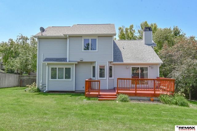 7432 Grand Oaks Drive, Lincoln, NE 68516