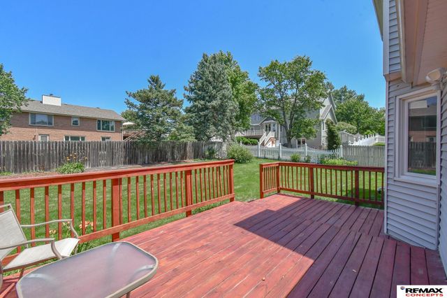 7432 Grand Oaks Drive, Lincoln, NE 68516